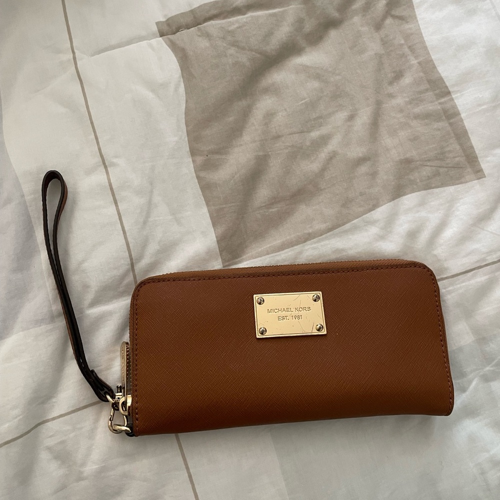 Michael Kors Cognac Leather Wristlet Wallet with Gold Plaque